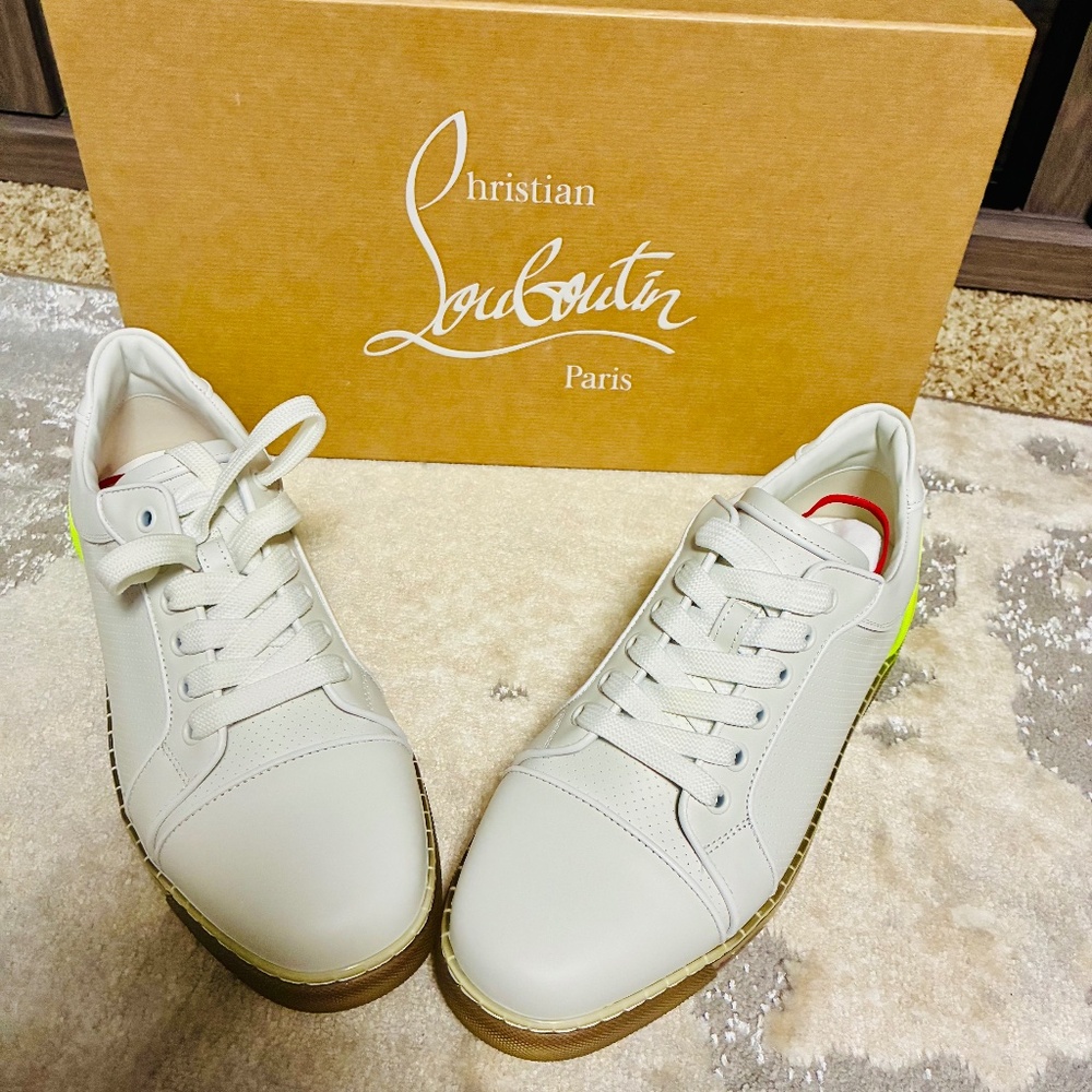 CHRISTIAN LOUBOUTIN SNEAKERS WOMENS SIZE 9.5